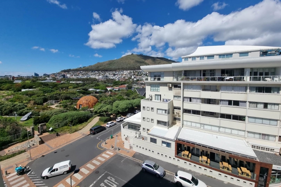 1 Bedroom Property for Sale in Three Anchor Bay Western Cape